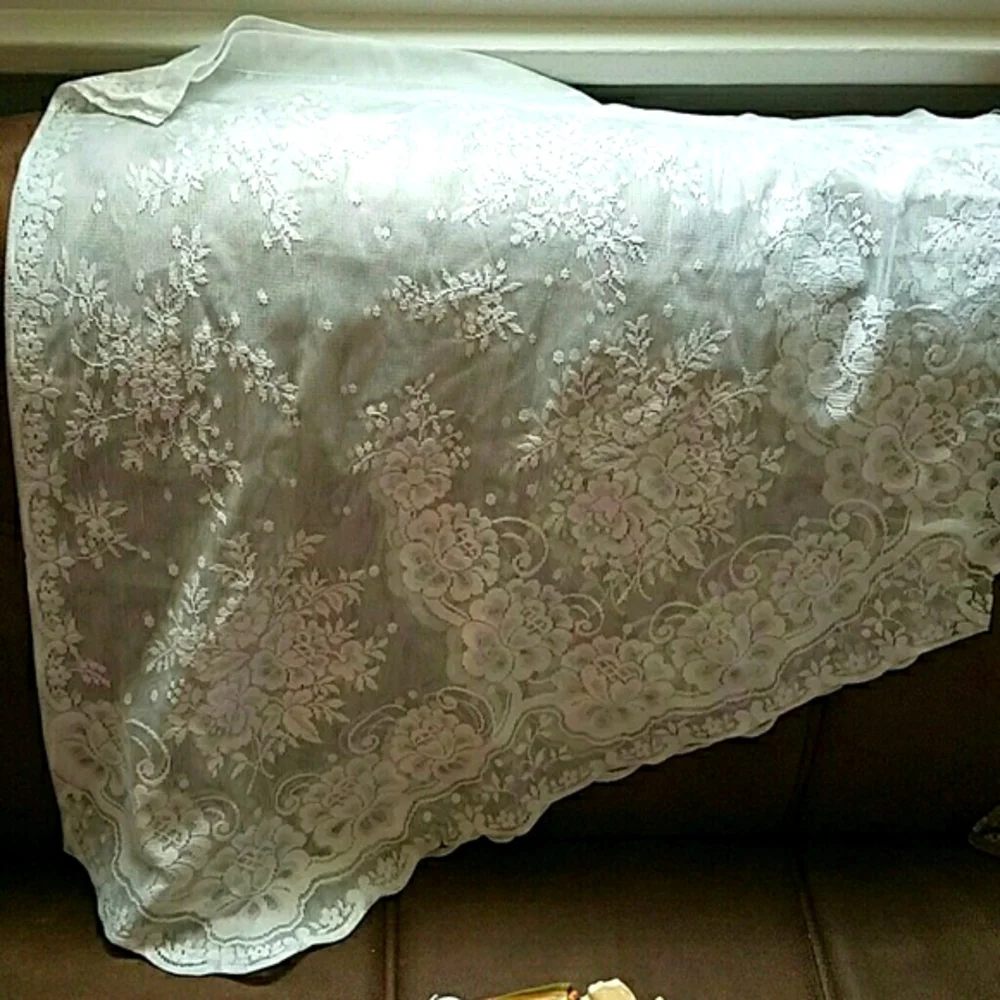 White lace valance set and rustic red valance